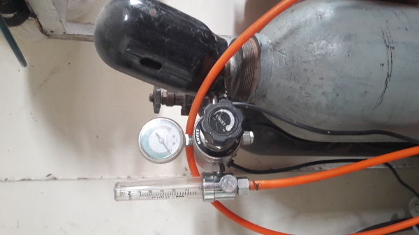 ขายตู้เชื่อม CO2  พร้อมสายเชื่อม ลวด  ถัง เกจ   พร้อมใช้งาน