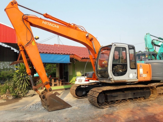 ขายจ้า..HITACHI EX120-5  เก่านอกแท้  เดิมๆๆ  สภาพสวย  แทรคใหญ่ 70  ปลายพิเศษ  6,XXX  ชั่วโมง  โทร  089-3818694  ดวงนภา