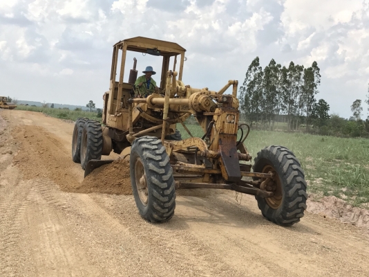 ขาย รถเกรด CAT 12F เครื่องดี เกียร์ดี ยางเต็มทั้ง 6 เส้น รถใช้งานได้ปกติ เอกสารใบซื้อขาย