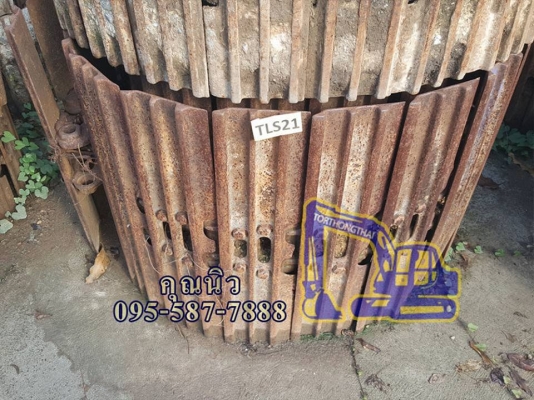 โซ่แทรคพร้อมใบ KATO HD 700 ใบแทรคยาว80ซม เก่าใน 90,000 บาท