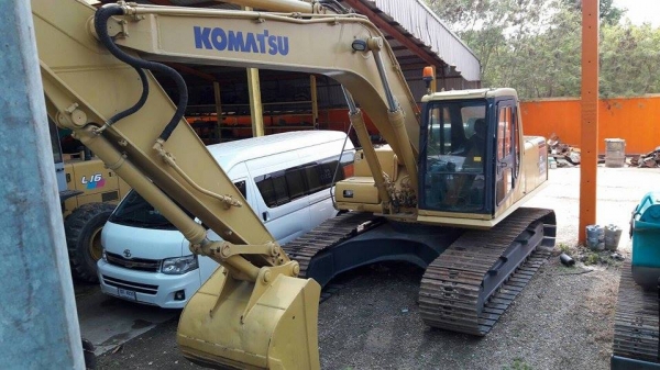 รถขุด โคมัตสุ pc210LC-6 ใบแทรค 70 รถนอกไม่เคยใช้ในไทย