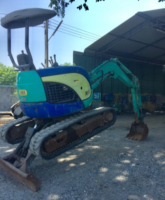 ขายครับ_รถขุดเล็กนำเข้าจากญี่ปุ่นIHI30VX_ปี2010_ทำงานมาจากญี่ปุ่น1700ชั่วโมง