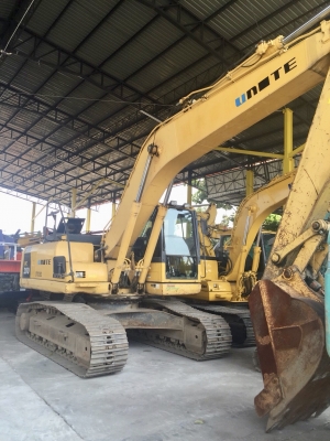Komatsu PC200-8 รถนำเข้าจากญี่ปุ่น พร้อมลุยงานหนัก พื้นที่หน้างานขนาดใหญ่ สนใจติดต่อ0813553478(คุณโย)