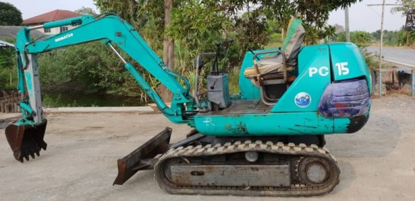 ขายด่วนรถแบคโฮKOMATSUโคมัสซูรุ่นยอดนิยมสวยๆPC15-7เครื่องโคมัสซู3D84เครื่องดีปั่มแรงรถนอกเพิ่งนำเข้ามาใหม่ยังไม่เคยใช้งานในเมืองไทยเลย