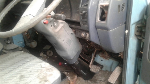 ขาย6ล้อคู่ 6ล้อ 88แรงดั้มปี34และ6ล้อ110แรงรั้วปี33