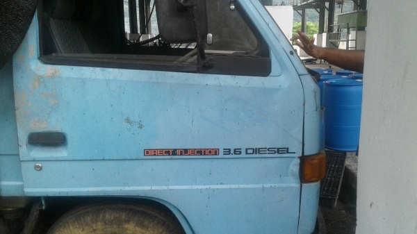 ขาย6ล้อคู่ 6ล้อ 88แรงดั้มปี34และ6ล้อ110แรงรั้วปี33