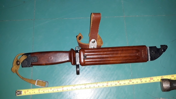 ขายมีดปลายปืนAK47 MADE IN RUSSIA. ขายมีดปลายปืนAK47 MADE IN RUSSIA.