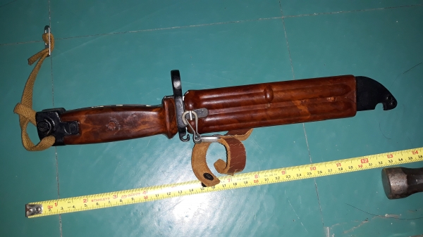 ขายมีดปลายปืนAK47 MADE IN RUSSIA.