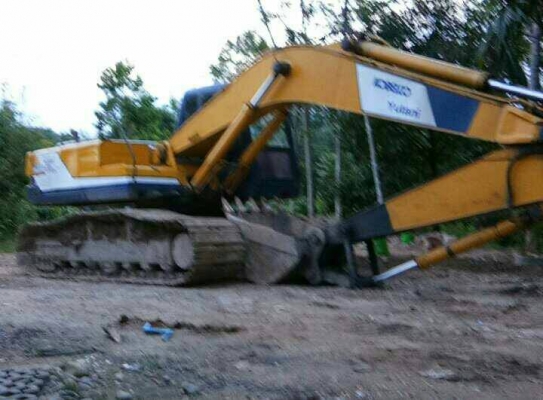 ขายรถแบคโฮ KOBELCO SK200-/// ระบบไฟเต็ม แอร์พร้อม ราคา 650000
