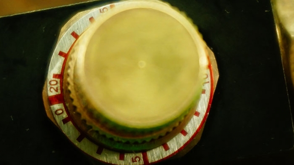 กระปุกอัดเติมจารบีอัตโนมัติ กระปุกอัดเติมจารบีอัตโนมัติ