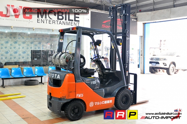 ขายรถโฟล์คลิฟท์มือสอง TOYOTA รุ่น 8FG15-33916 นำเข้าจากประเทศญี่ปุ่น 100\% ไม่เคยใช้งานในไทย