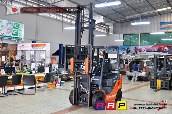 ขายรถโฟล์คลิฟท์มือสอง TOYOTA รุ่น 8FG15-33916 นำเข้าจากประเทศญี่ปุ่น 100\% ไม่เคยใช้งานในไทย