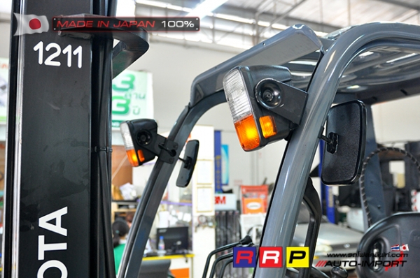 ขายรถโฟล์คลิฟท์มือสอง TOYOTA รุ่น 8FG15-33916 นำเข้าจากประเทศญี่ปุ่น 100\% ไม่เคยใช้งานในไทย