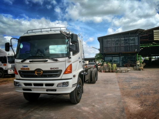 มี 2 สเปค 10 ล้อ HINO MEGA แบบดั้มพ์และแบบหัวแชชซี เครื่อง 260 แรงม้า 2 เพลา ยาว 6-7.50 เมตร สวยๆพร้อมทะเบียน มี 2 สเปค 10 ล้อ HINO MEGA แบบดั้มพ์และแบบหัวแชชซี เครื่อง 260 แรงม้า 2 เพลา ยาว 6-7.50 เมตร สวยๆพร้อมทะเบียน