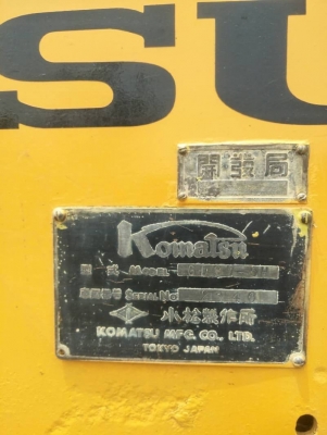 KOMATSU GD37-5