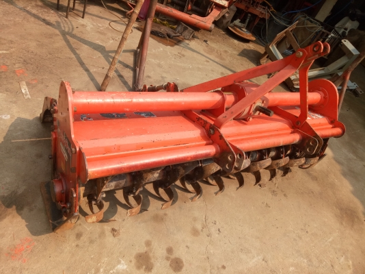 จอบหมุน RX182F ตราช้าง