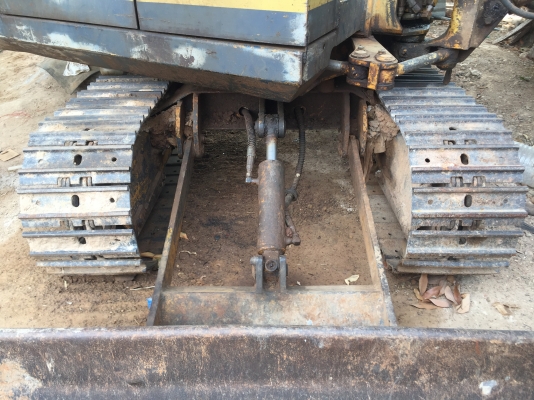 Komatsu PC10-5 สไลด์อารมได้ เครื่องดี ปั้มสามท่อน โซ่ดี เอวแน่น