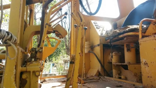 รถเกรดถนนน