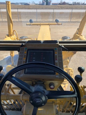 ซีเรียลสูงจัด >>140G#72V169xx<< ปี1994 11,000ชม. สนใจถามได้เลยครับ โทร. 092-929-9942 ธีรเทพ