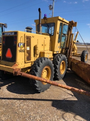 ซีเรียลสูงจัด >>140G#72V169xx<< ปี1994 11,000ชม. สนใจถามได้เลยครับ โทร. 092-929-9942 ธีรเทพ