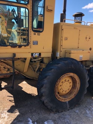 ซีเรียลสูงจัด >>140G#72V169xx<< ปี1994 11,000ชม. สนใจถามได้เลยครับ โทร. 092-929-9942 ธีรเทพ