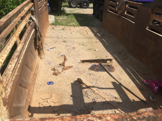 ขายกะบะดั้มเปล่า รถสิบล้อถอดจาก 270