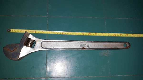 ขายประแจเลื่อนADJUSTABLE WRENCR ASH ขนาด18&quot; ใหม่เก่าเก็บ