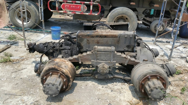 ขายด่วนๆ เพลา หน้า-หลัง ของรถนิสสันยูดี