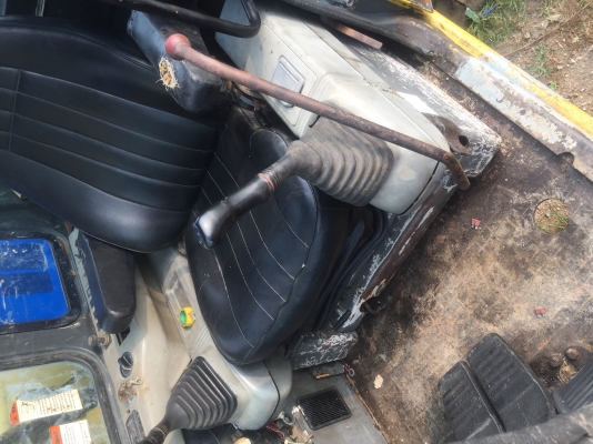 ขายคับรถแบคโฮkomatsuPC120-6ไฟฟ้าครบอามพิเศษพร้อมใช้ ขายคับรถแบคโฮkomatsuPC120-6ไฟฟ้าครบอามพิเศษพร้อมใช้