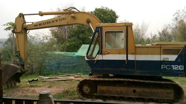 ขายรถแบคโฮ Komatsu Pc120 รุ่น 2 ขายรถแบคโฮ Komatsu Pc120 รุ่น 2