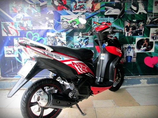 MIO 125 i mx สีขาวดำแดง รุ่นท็อบล้อแมกซ์ เครื่องยนต์เดิมๆ 26900