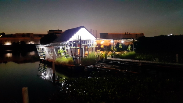 ขายแพร้านอาหาร และให้เช่าทะเลสาบและสถานที่ขนาดใหญ่ บนถนนเกษตร นวมินทร์ ราคาถูก