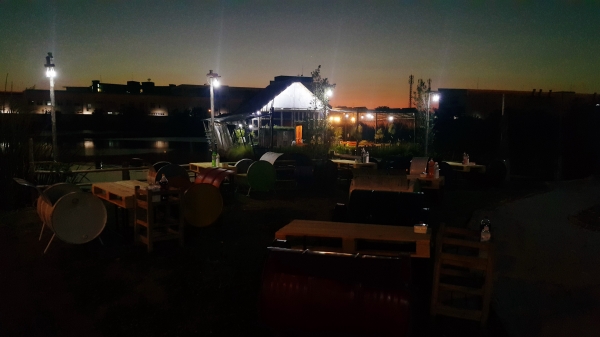 ขายแพร้านอาหาร และให้เช่าทะเลสาบและสถานที่ขนาดใหญ่ บนถนนเกษตร นวมินทร์ ราคาถูก