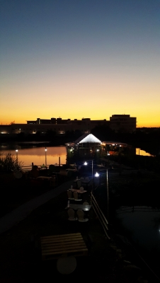 ขายแพร้านอาหาร และให้เช่าทะเลสาบและสถานที่ขนาดใหญ่ บนถนนเกษตร นวมินทร์ ราคาถูก