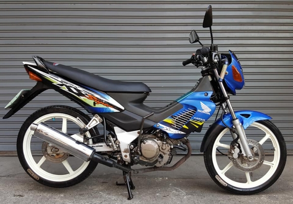 ขออนุญาตขาย HONDA SONIC 125 สตาร์ทเท้า ตัว TOP ล้อแม็กแท้ ฟรีค่าโอน ขออนุญาตขาย HONDA SONIC 125 สตาร์ทเท้า ตัว TOP ล้อแม็กแท้ ฟรีค่าโอน