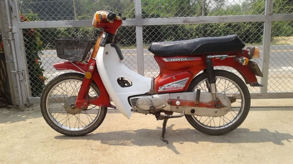 ขายฮอนด้า C700 นันทิดา