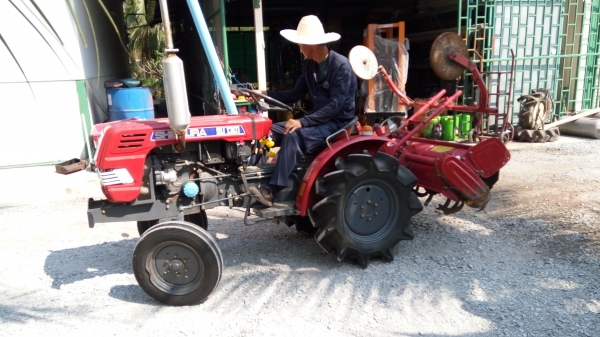 ขายรถไถนั่งขับ ชิบุระ13แรงสภาพสวยใหม่มาก ขายรถไถนั่งขับ ชิบุระ13แรงสภาพสวยใหม่มาก