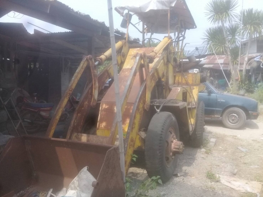 ขายตามสภาพ รถตัก CCM เครื่อง ISUZU TX เฟืองท้าย ISUZU รถจอดไว้นาน ราคาต่อรองได้ ขายตามสภาพ รถตัก CCM เครื่อง ISUZU TX เฟืองท้าย ISUZU รถจอดไว้นาน ราคาต่อรองได้