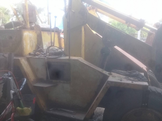 ขายตามสภาพ รถตัก CCM เครื่อง ISUZU TX เฟืองท้าย ISUZU รถจอดไว้นาน ราคาต่อรองได้ ขายตามสภาพ รถตัก CCM เครื่อง ISUZU TX เฟืองท้าย ISUZU รถจอดไว้นาน ราคาต่อรองได้