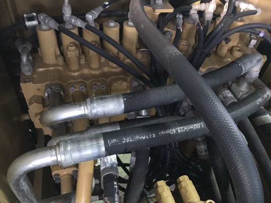 ขาย CAT 320D ทำงาน 3,000 กว่าชั่วโมง รถพร้อมใช้