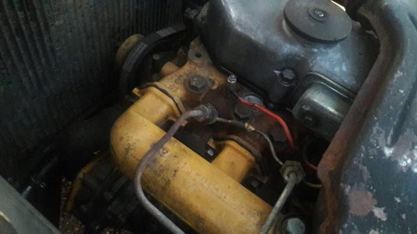 ขายรถยก MITSUBISHI FD20 F18A  เครื่องดีเซล เกียร์ออโต้ยกได้2.5ตัน เสา3เมตร วิ่งเข้าตู้ได้ ยางตันหน้าหลัง ติดต่อ 098-7962549