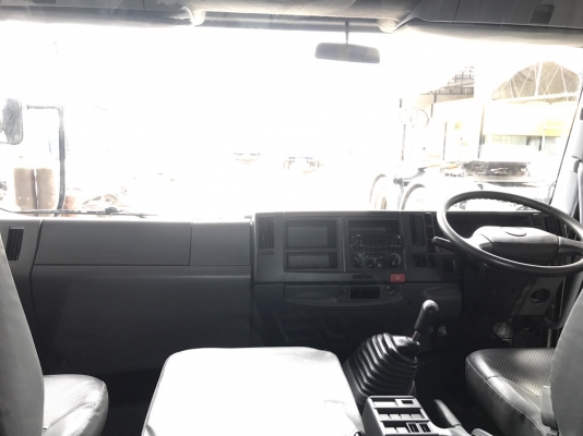 หัวรถ isuzu 240