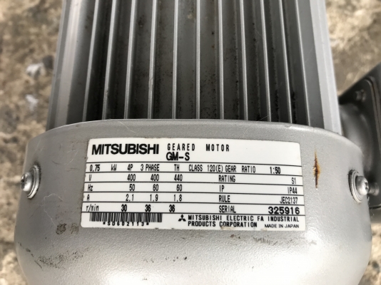 ขายมอเตอร์เกียร์ Mitsubishi 1HP. 380V อัตราทด 1:50 made in Japan สภาพสวย หมุนนิ่ม พร้อมใช้งาน