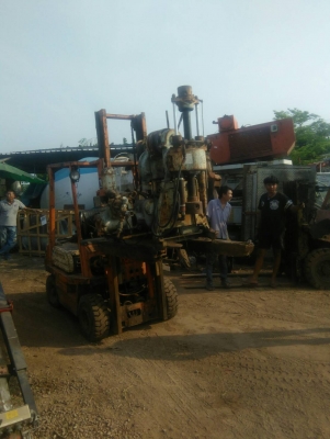 tractor-backhoe จัดส่งเครื่องเจาะดิน เทสดิน เจาะหิน เจาะน้ำบาดาล ไปกรุงเทพรังสิต สนใจสั่งได้นะครับ