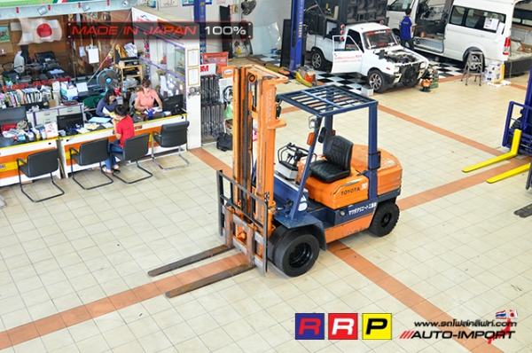 ขายรถโฟล์คลิฟท์มือสอง TOYOTA รุ่น 5FD30-13039 นำเข้าจากประเทศญี่ปุ่น 100\% ไม่เคยใช้งานในไทย ขายรถโฟล์คลิฟท์มือสอง TOYOTA รุ่น 5FD30-13039 นำเข้าจากประเทศญี่ปุ่น 100\% ไม่เคยใช้งานในไทย