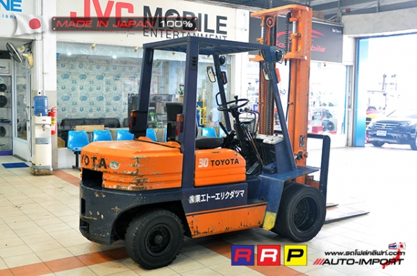 ขายรถโฟล์คลิฟท์มือสอง TOYOTA รุ่น 5FD30-13039 นำเข้าจากประเทศญี่ปุ่น 100\% ไม่เคยใช้งานในไทย ขายรถโฟล์คลิฟท์มือสอง TOYOTA รุ่น 5FD30-13039 นำเข้าจากประเทศญี่ปุ่น 100\% ไม่เคยใช้งานในไทย