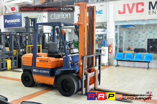 ขายรถโฟล์คลิฟท์มือสอง TOYOTA รุ่น 5FD30-13039 นำเข้าจากประเทศญี่ปุ่น 100\% ไม่เคยใช้งานในไทย ขายรถโฟล์คลิฟท์มือสอง TOYOTA รุ่น 5FD30-13039 นำเข้าจากประเทศญี่ปุ่น 100\% ไม่เคยใช้งานในไทย