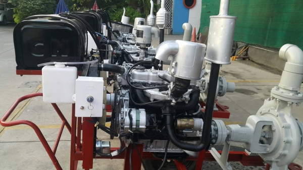 ครื่องสูบนํ้าแรงดันสูงประกอบใหม่ยังไม่ได้ใช้งาน