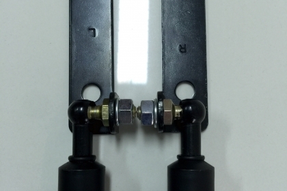 ขายโช๊คฝากระโปรงรถยนต์ MITSUBISHI รุ่น PAJERO ปี 2015