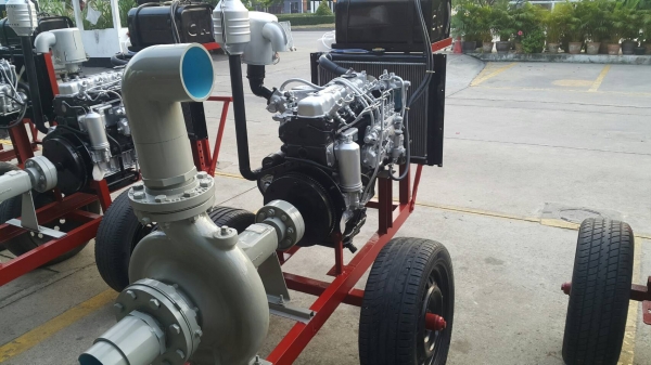 ครื่องสูบนํ้าประกอบใหม่ยังไม่ได้ใช้งาน